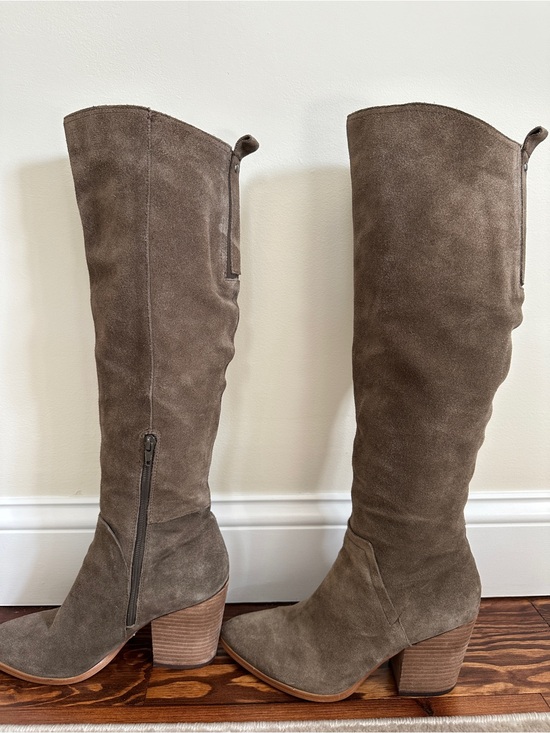 Crown Vintage Shoes - Crown Vintage Knee-High Suede Boots in Taupe Brown 8.5